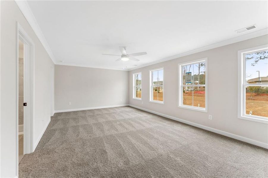 Spacious, unfurnished interior of a new home in Cherokee Township, Acworth (Image 27).