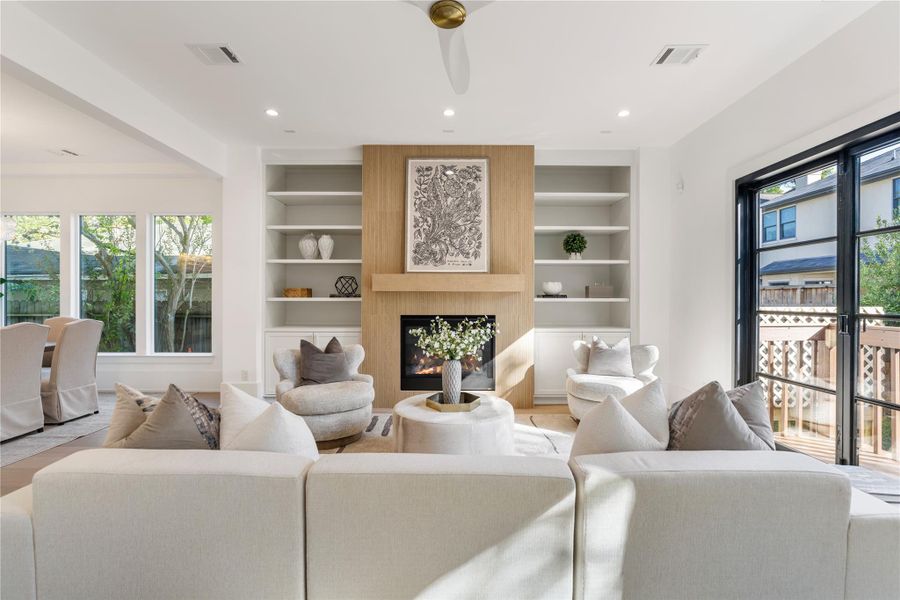 Furnished interior view inside a new home in , Houston (Image 38). Furnished interior view inside a new home in , Houston (Image 38).