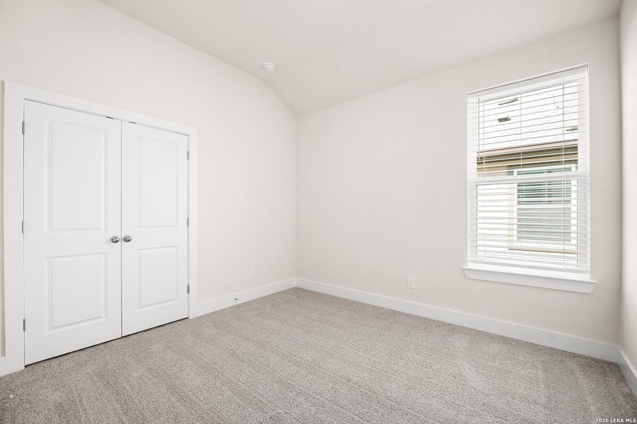 Spacious, unfurnished interior of a new home in Westridge, San Antonio (Image 33).