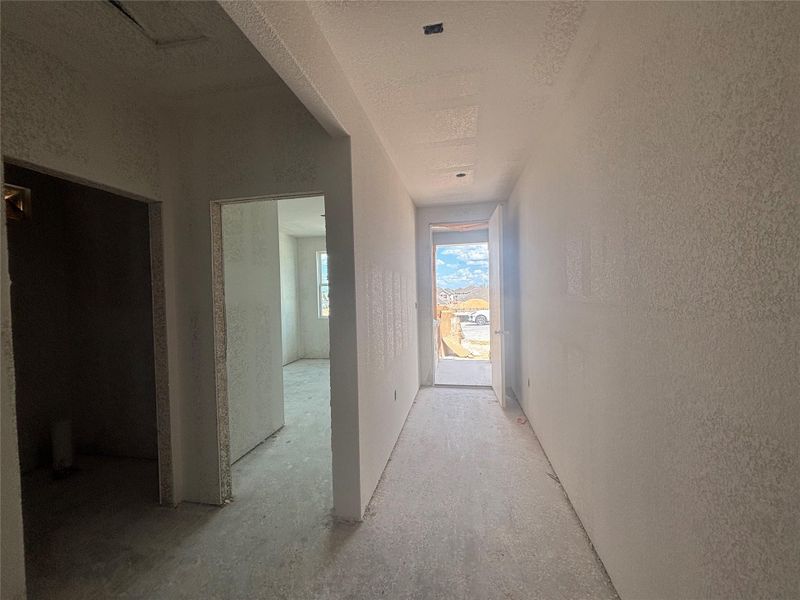 Spacious, unfurnished interior of a new home in Covered Bridge, Hutto (Image 23). Spacious, unfurnished interior of a new home in Covered Bridge, Hutto (Image 23).