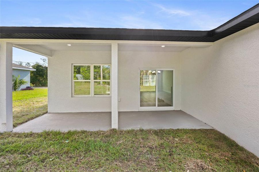 Exterior details and patio area of a home in , Citrus Springs (Image 20). Exterior details and patio area of a home in , Citrus Springs (Image 20).