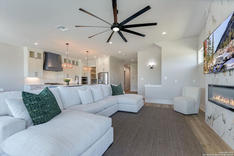 Furnished interior view inside a new home in , Kingsland (Image 9).