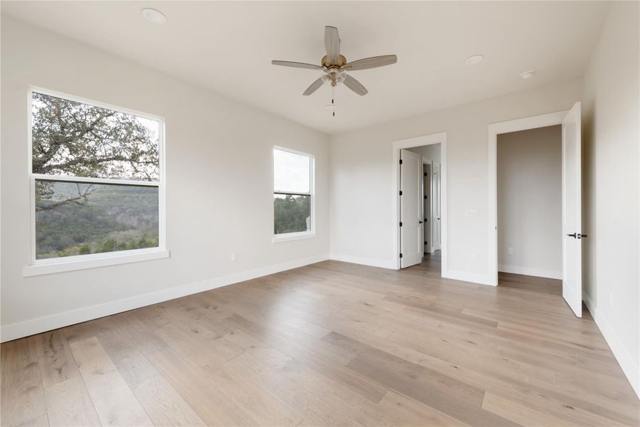 Spacious, unfurnished interior of a new home in , Jonestown (Image 33).