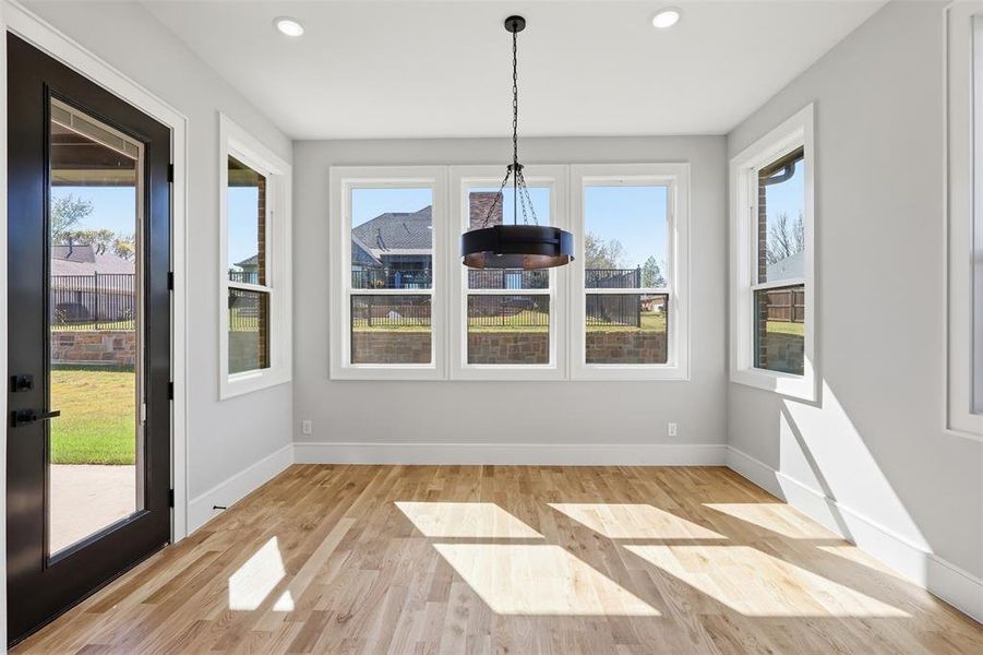 Spacious, unfurnished interior of a new home in , Athens (Image 19).