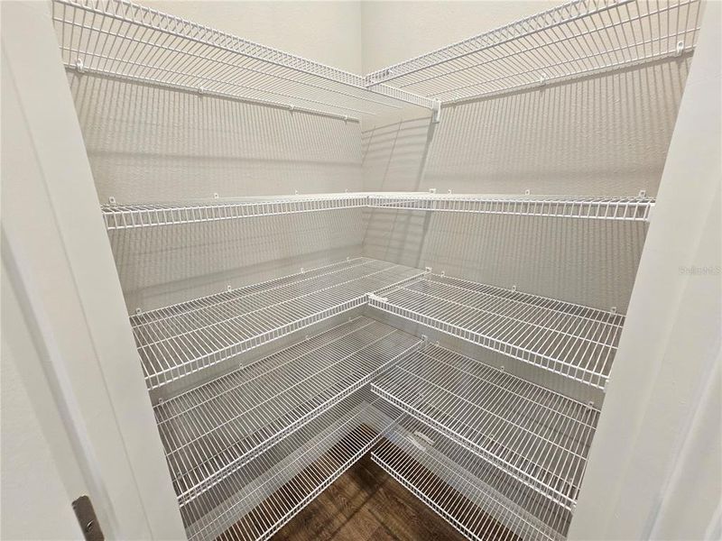 Spacious, unfurnished interior of a new home in , Homosassa (Image 30).