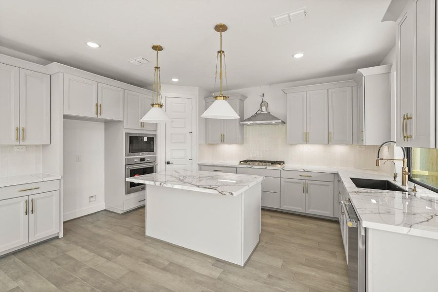 Furnished interior view inside a new home in Jubilee 45', 70', Hockley (Image 7).