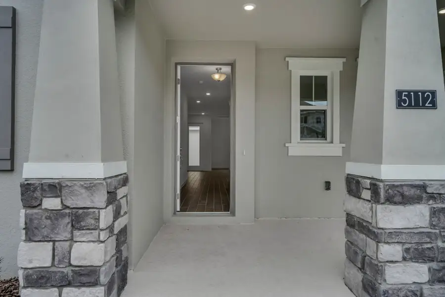 4br New Home in Apopka, FL.  - Slide 3