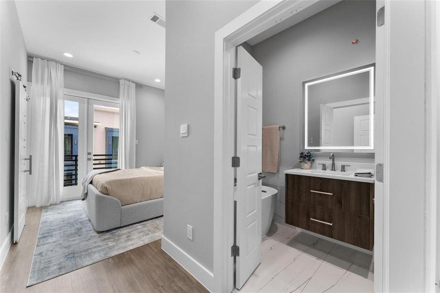 Furnished interior view inside a new home in , Fort Worth (Image 7).