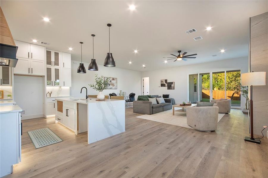 Furnished interior view inside a new home in , Dallas (Image 15).