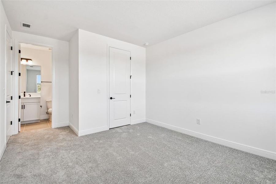 Spacious, unfurnished interior of a new home in Creeks Edge at Twin Rivers, Parrish (Image 48).