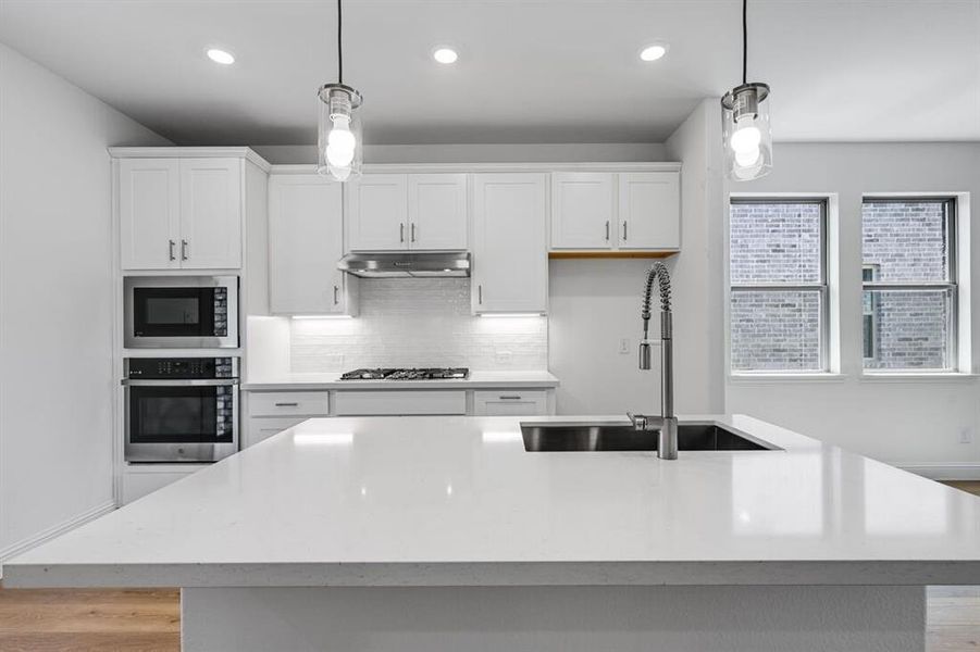 1133 Wheatgrass Mews ~ Ready Now 1133 Wheatgrass Mews ~ Ready Now