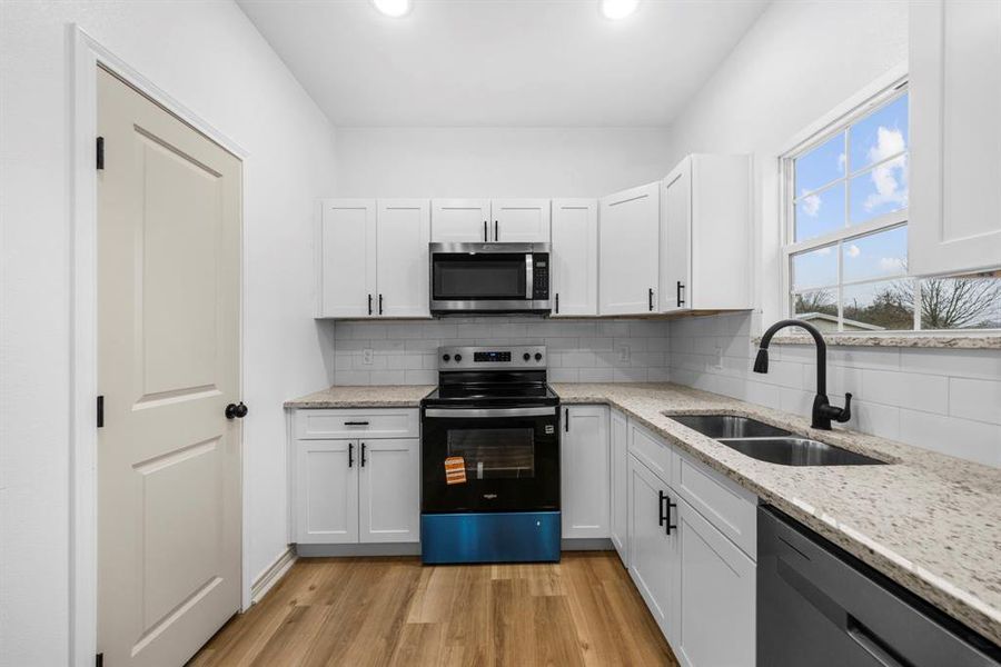 Furnished interior view inside a new home in , Moody (Image 8).