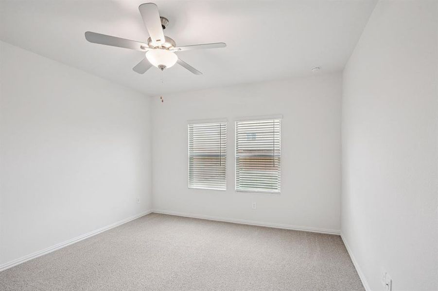 Photo is not of the actual home, but is an inspirational photo of builder’s model home and may depict options, furnishings, and/or decorator features that are not included. Photo is not of the actual home, but is an inspirational photo of builder’s model home and may depict options, furnishings, and/or decorator features that are not included.