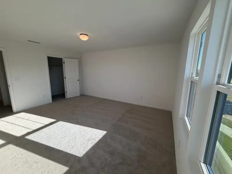 Spacious, unfurnished interior of a new home in Harris Place, Mooresville (Image 16).