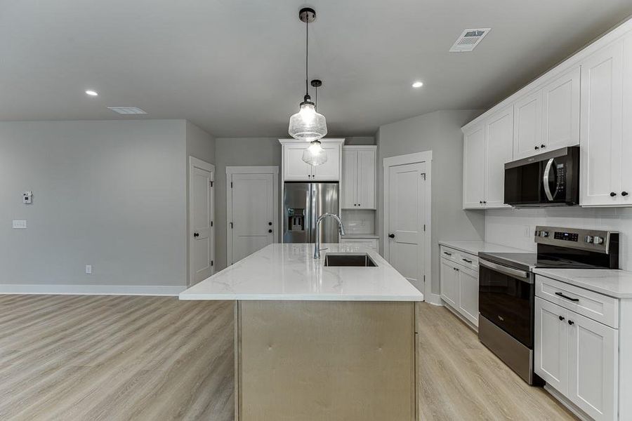Furnished interior view inside a new home in , Jefferson (Image 7).