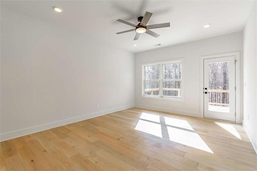 Spacious, unfurnished interior of a new home in , Gainesville (Image 45).