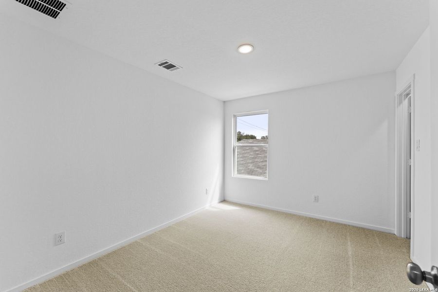 Spacious, unfurnished interior of a new home in Waterwheel, San Antonio (Image 27).