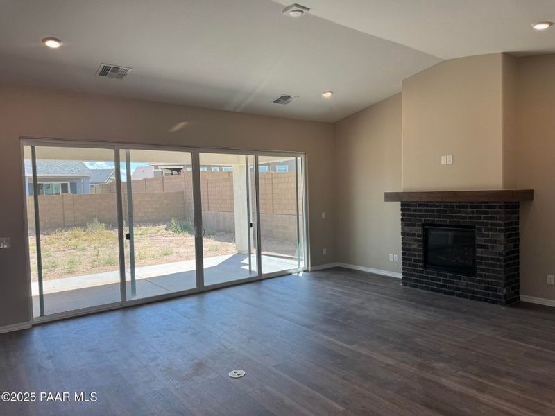 Spacious, unfurnished interior of a new home in Westwood, Prescott (Image 15).
