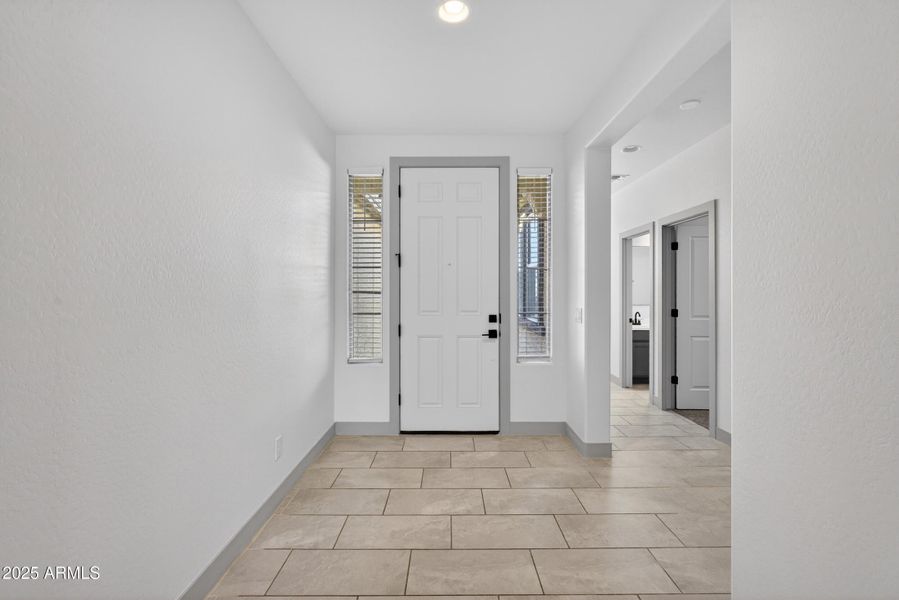 6_6x7a8203 6_6x7a8203