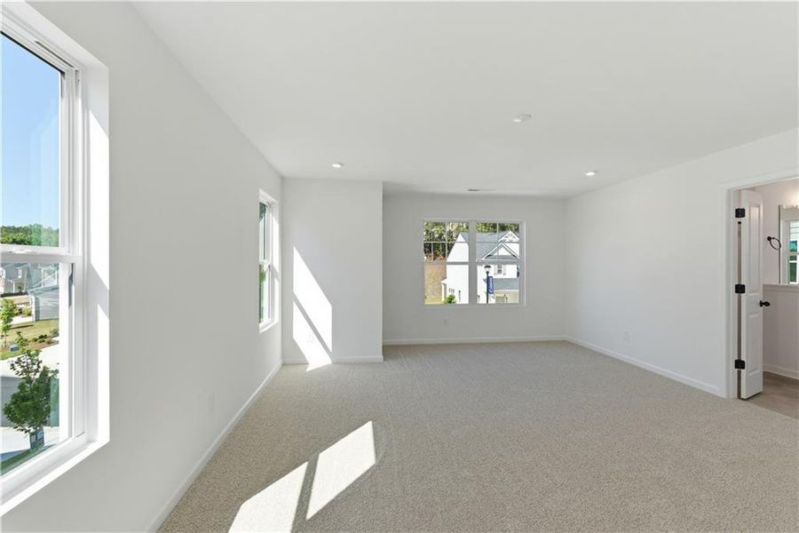 Spacious, unfurnished interior of a new home in The View at Groover’s Lake, Lithia Springs (Image 17).