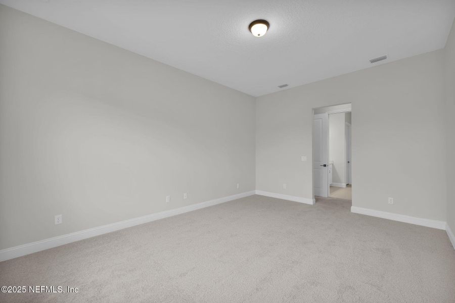 Spacious, unfurnished interior of a new home in Reflections at Nocatee, Ponte Vedra (Image 42).