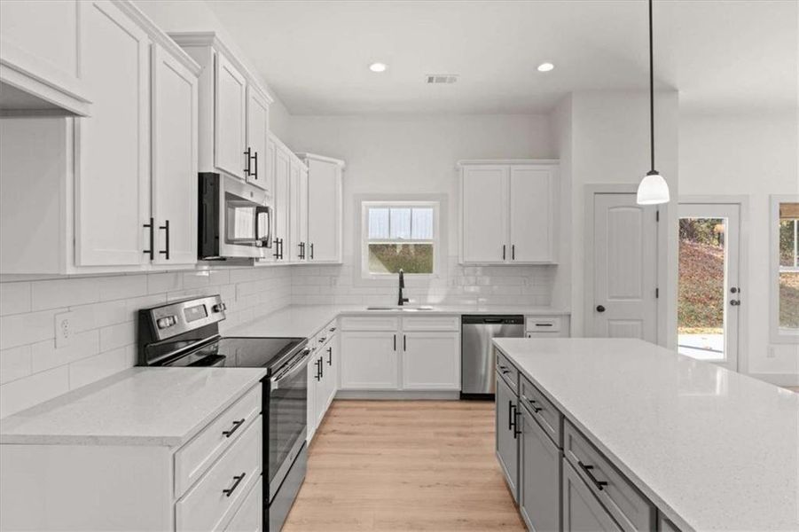 Furnished interior view inside a new home in , Villa Rica (Image 12).