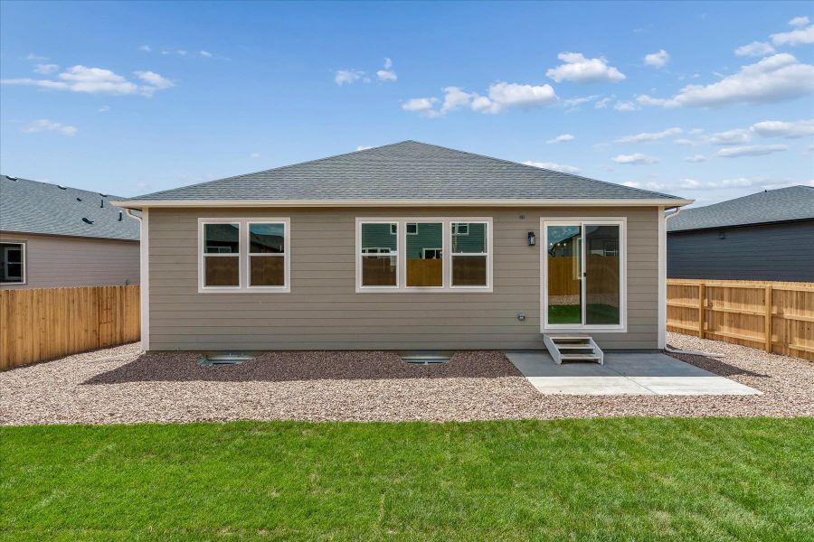 Exterior details and patio area of a home in The Glen-12, Colorado Springs (Image 3).