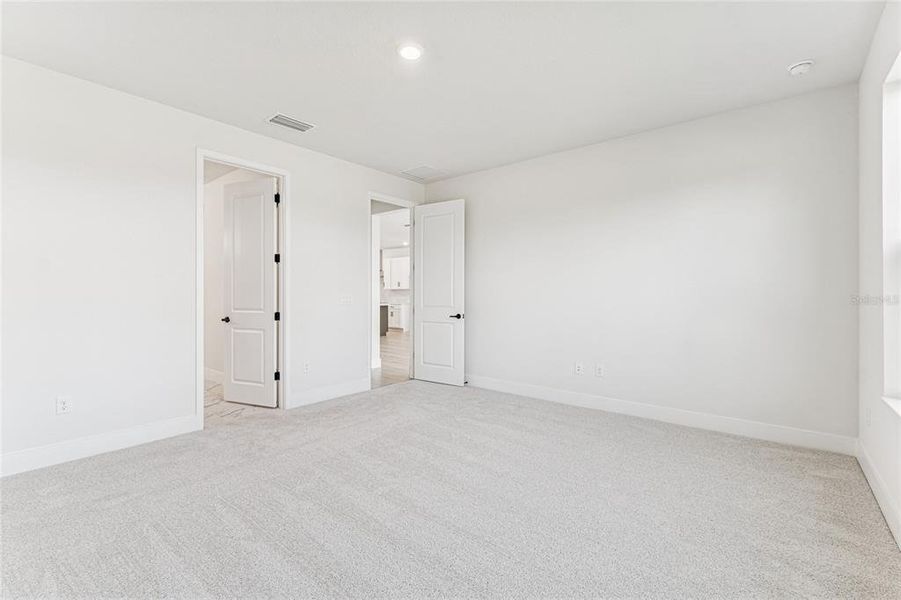 Spacious, unfurnished interior of a new home in North River Ranch - Cottage Series, Parrish (Image 39).