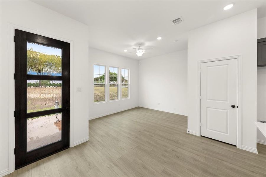 07. 717 Kerrville - Dining (3) 07. 717 Kerrville - Dining (3)