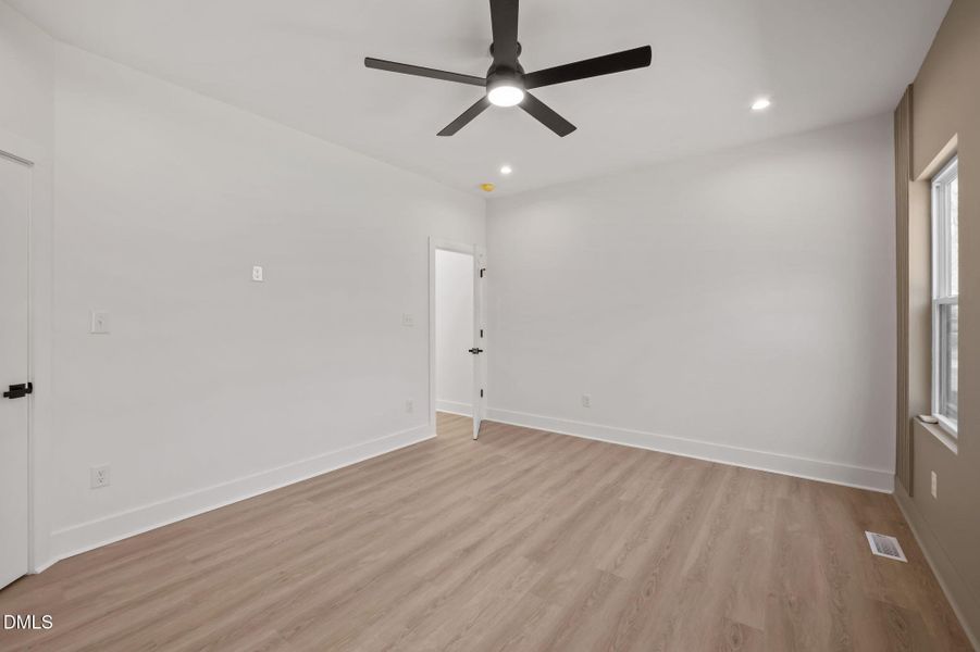 33-web-or-mls-P1112239