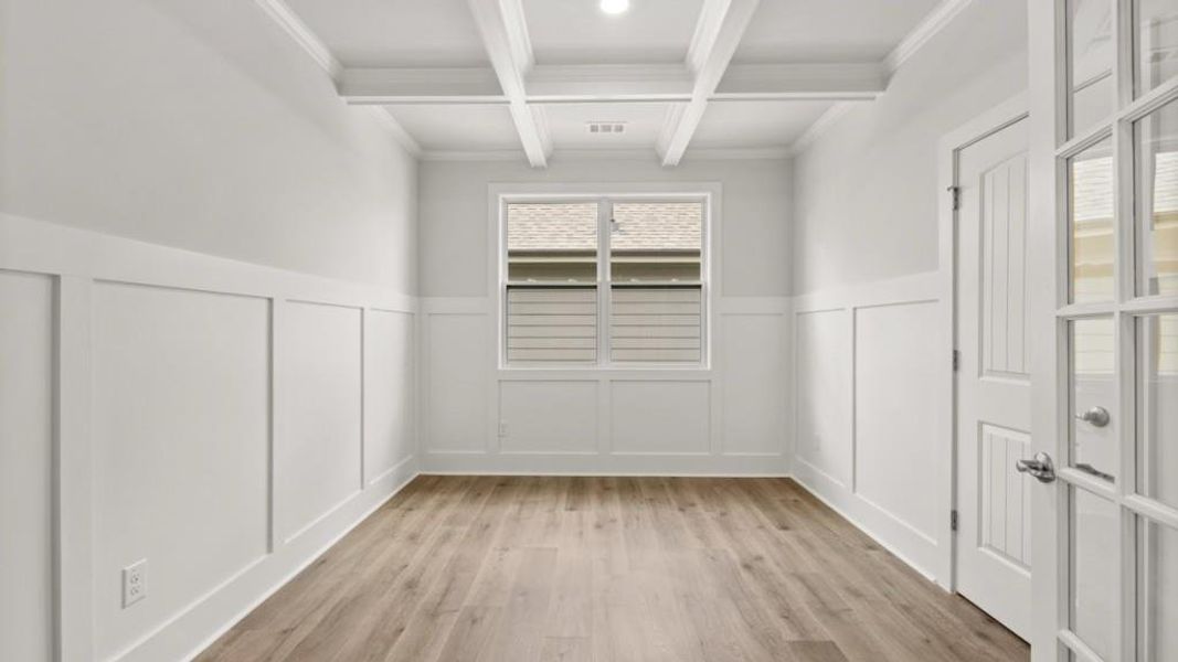 Spacious, unfurnished interior of a new home in Hamptons at Riverwood North, Dallas (Image 27).