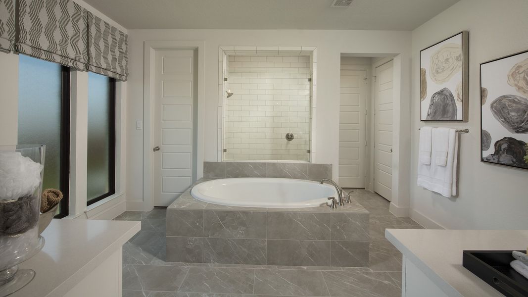 Furnished interior view inside a new home in Weston Oaks 55', San Antonio (Image 10). Furnished interior view inside a new home in Weston Oaks 55', San Antonio (Image 10).