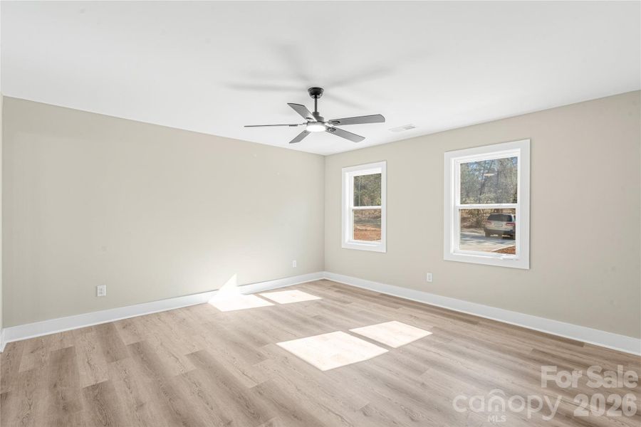 Spacious, unfurnished interior of a new home in , Shelby (Image 10).
