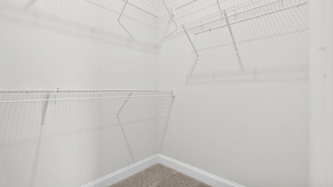 Representative unfurnished interior of a home built from the Pennington by D.R. Horton in Shadowood, Seneca (Image 23).