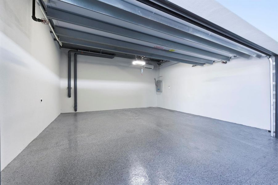 Spacious, unfurnished interior of a new home in , Riviera Beach (Image 21). Spacious, unfurnished interior of a new home in , Riviera Beach (Image 21).