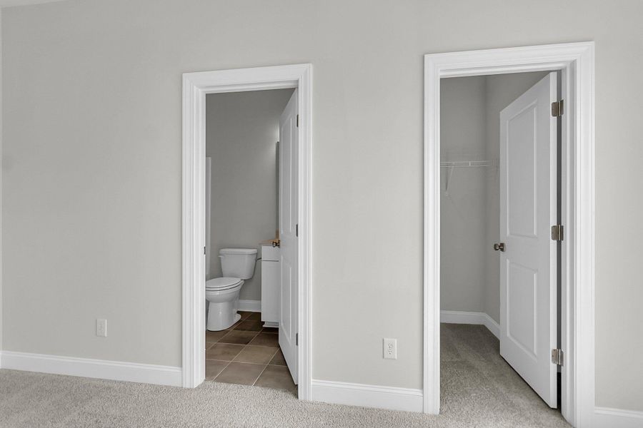Spacious, unfurnished interior of a new home in Phillips Crossing, Ridgeville (Image 34).