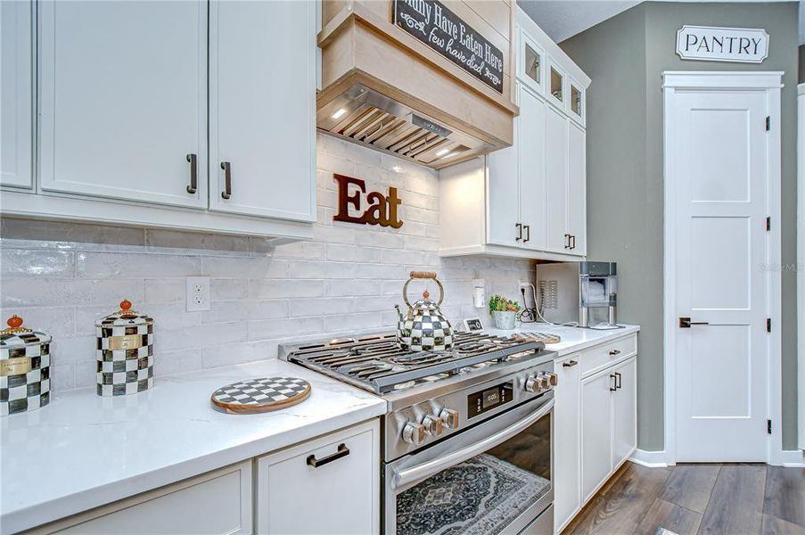 Furnished interior view inside a new home in , Tampa (Image 8).