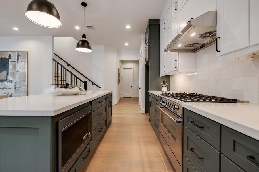 Furnished interior view inside a new home in , Houston (Image 31).