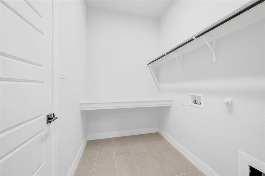 Spacious, unfurnished interior of a new home in The Ridge at Northlake, Northlake (Image 27).