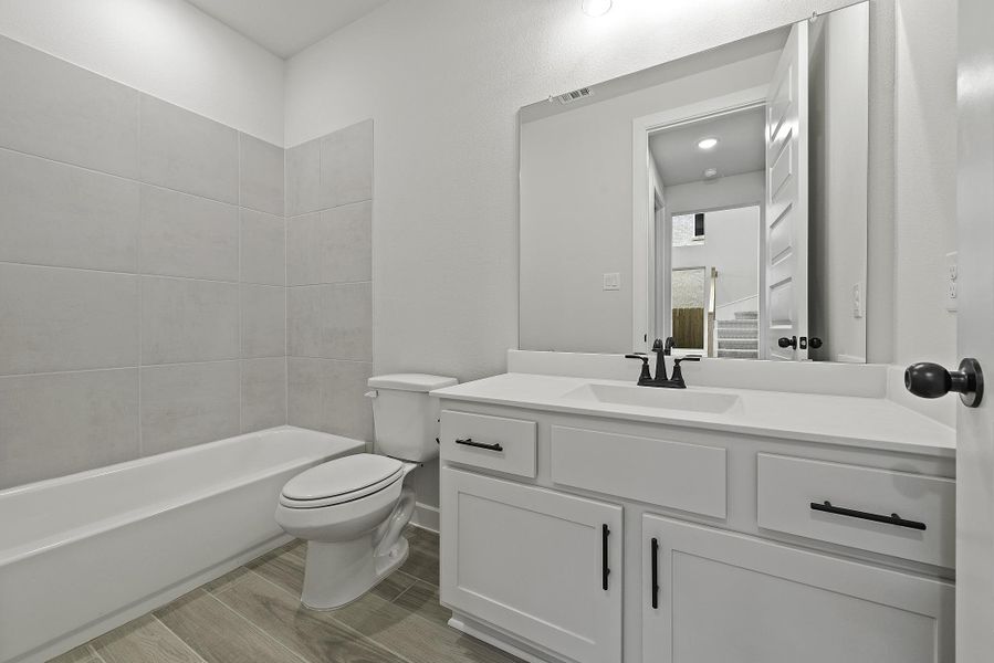 Furnished interior view inside a new home in Elyson, Katy (Image 6). Furnished interior view inside a new home in Elyson, Katy (Image 6).