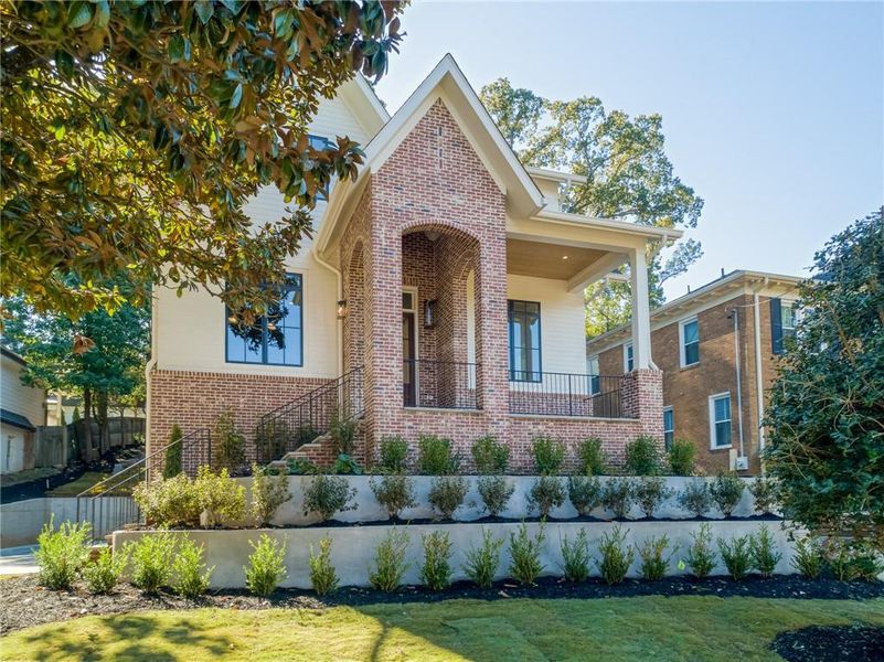 Image 52 of a home in .