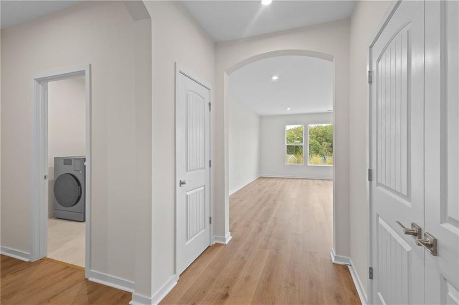 Spacious, unfurnished interior of a new home in , Braselton (Image 22). Spacious, unfurnished interior of a new home in , Braselton (Image 22).