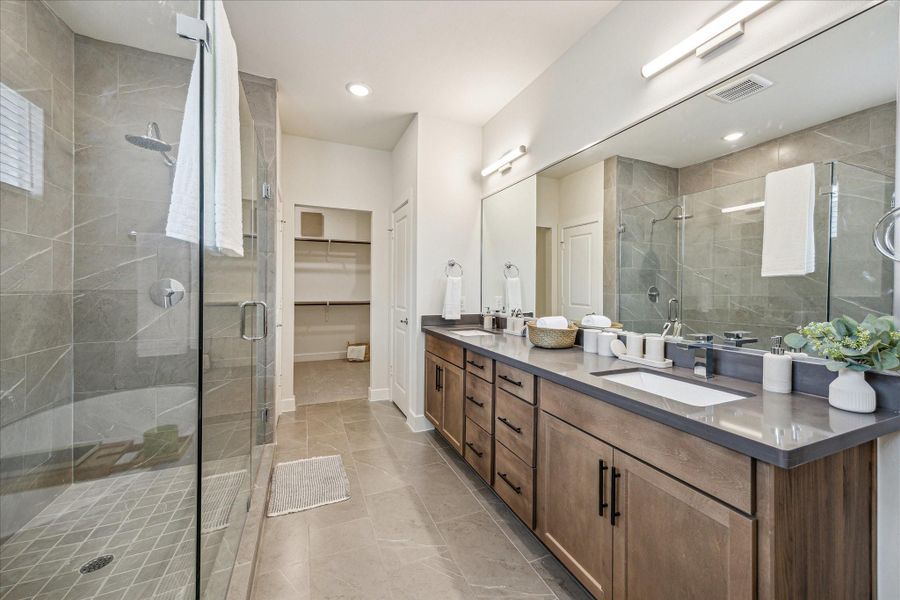 Representative photo showing the community’s model home primary bathroom. Layout and selections may vary.