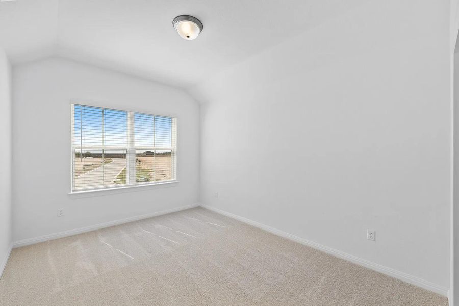 Spacious, unfurnished interior of a new home in The Colony - 45', Bastrop (Image 8).