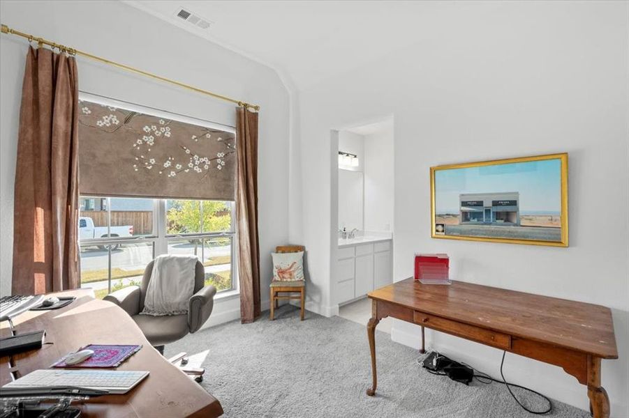 Furnished interior view inside a new home in North Sky 65', Celina (Image 18). Furnished interior view inside a new home in North Sky 65', Celina (Image 18).