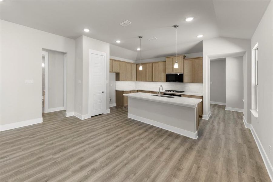 10. 1429 Tipperary - Dining 10. 1429 Tipperary - Dining