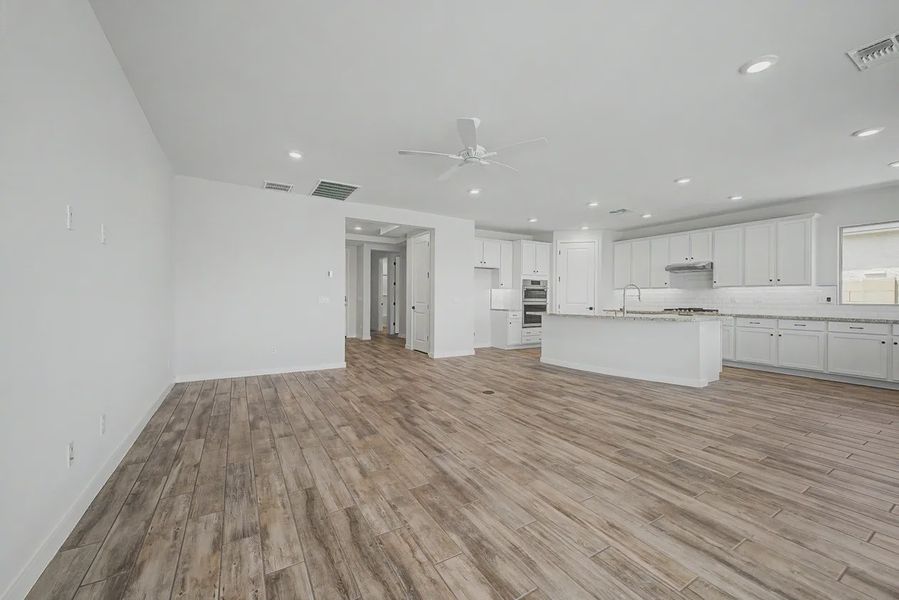 Spacious, unfurnished interior of a new home in Forté at Granite Vista, Waddell (Image 26).