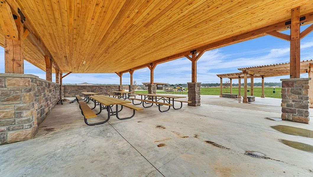 Community amenities in Harrington Trails at The Canopies, Splendora (Image 19).
