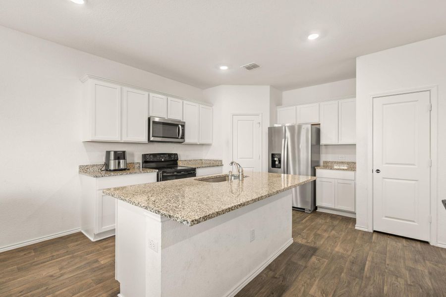 Furnished interior view inside a new home in Palomino, Manor (Image 11). Furnished interior view inside a new home in Palomino, Manor (Image 11).