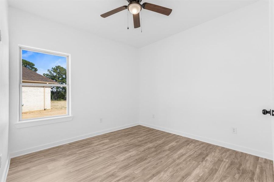 Spacious, unfurnished interior of a new home in , Pittsburg (Image 10).